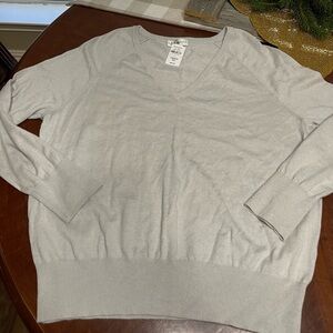 Neiman Marcus Cashmere Blend  V-Neck Pullover Sweater  NWT